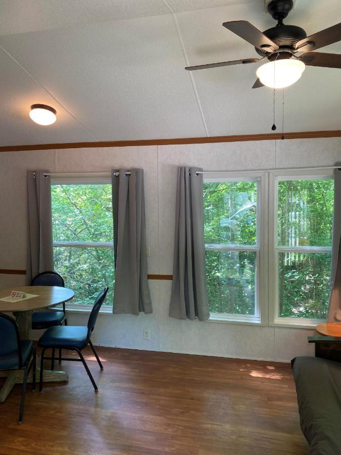 The Vintage Rv'S At Wilderness Presidential Camp Resort By Tripforth Spotsylvania Εξωτερικό φωτογραφία